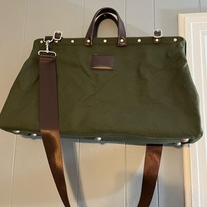 Line of trade weekender bag